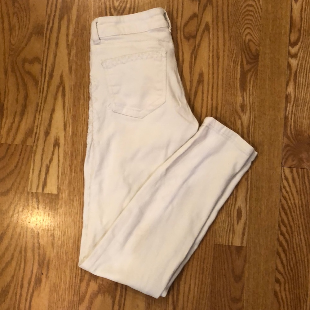 Indigo Rein white skinny jeans!